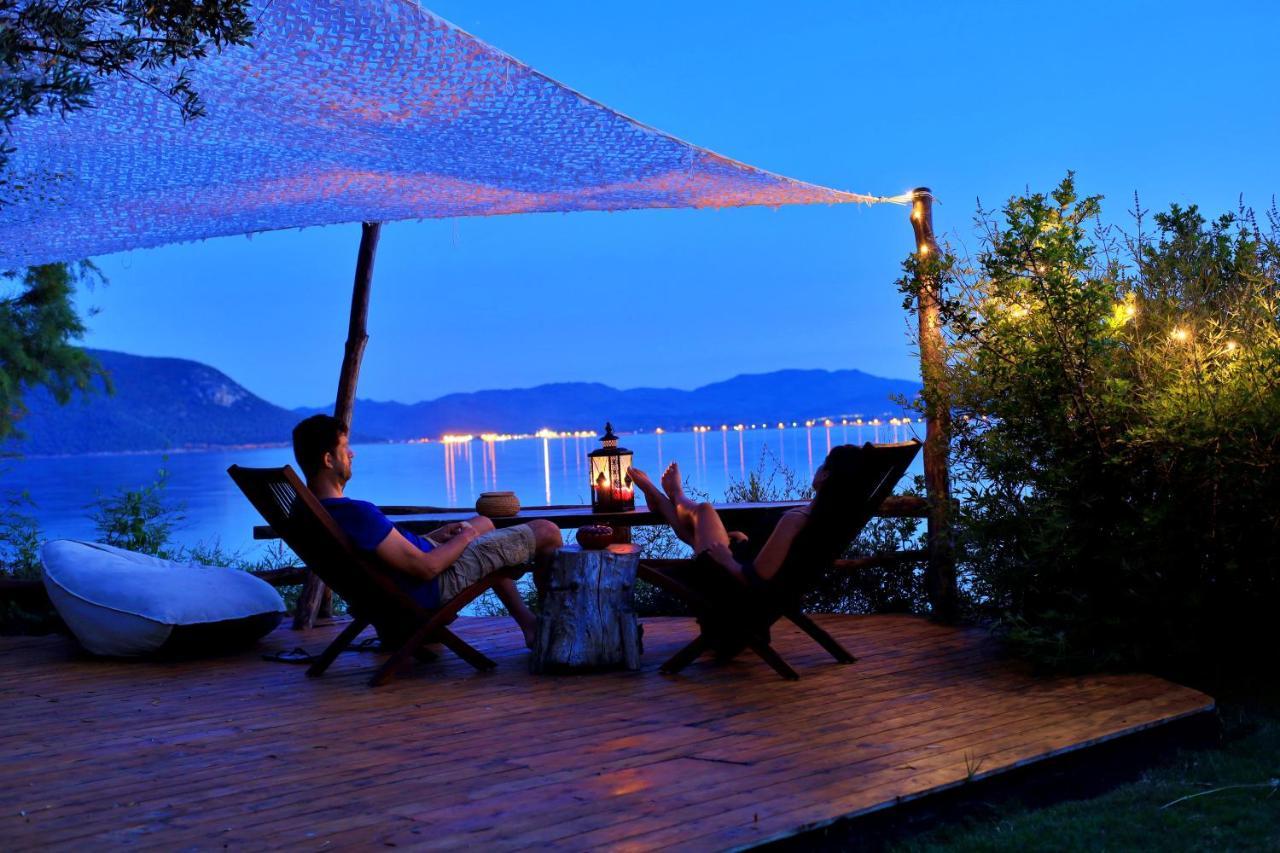 Beach Front Villa Melani Mytilíni Buitenkant foto